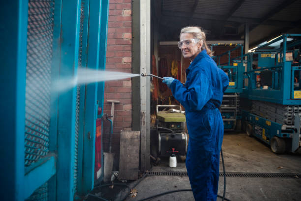 Best Rust Removal  in St Anthony, MN